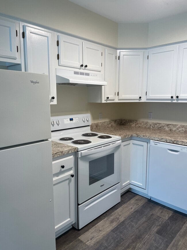 Hickory Hills Apartments