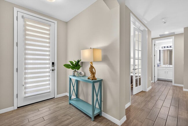 Photo - 14567 Edgewater Cir