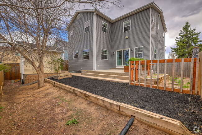Building Photo - 6674 Chantilly Pl Rental