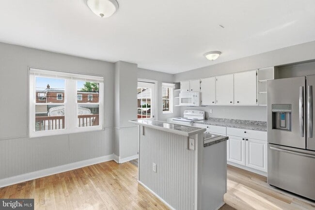Photo - 849 Loalan Ave