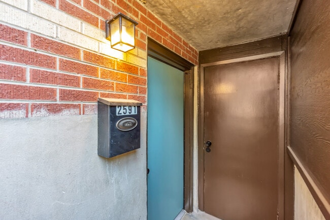 Photo - 2591 Pierce St Unit 2591 Pierce St