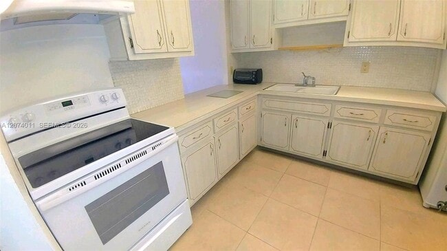 Photo - 1351 NE Miami Gardens Dr Unit PH3E