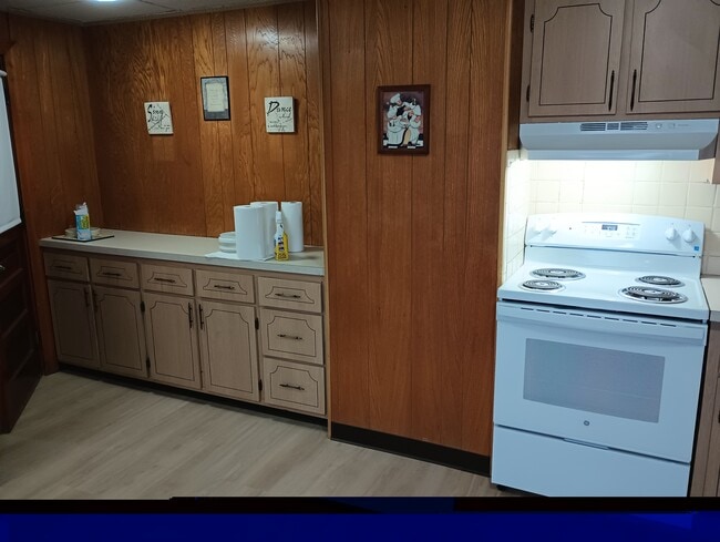 Kitchen - 139 Sigourney St Unit 139 Sigourney Street #2