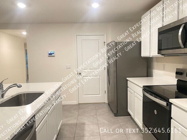 Photo - 6563 SE 1st Lp