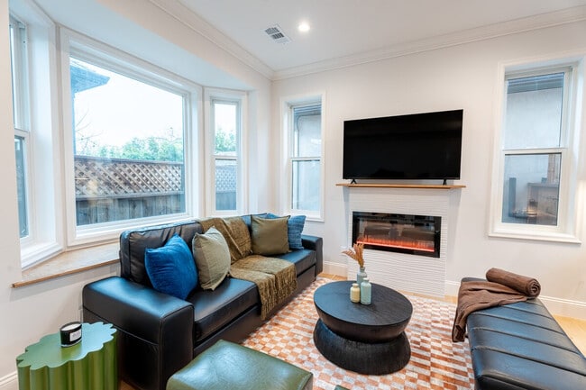 Photo - 661 Hampshire Ave Unit SI ID1373796P