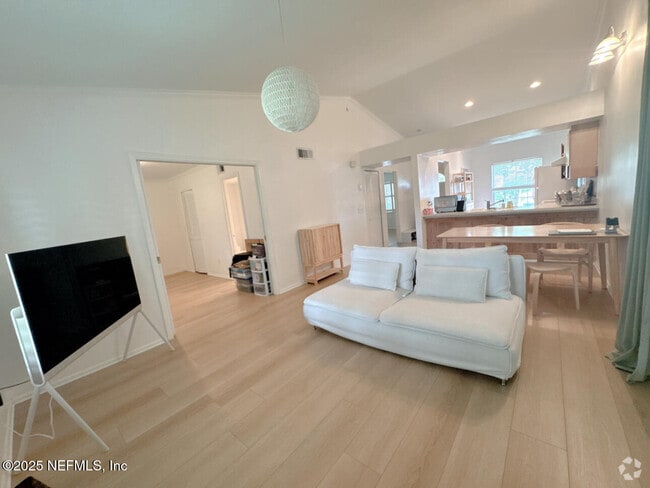 Building Photo - 3548 Tiara Way W Rental