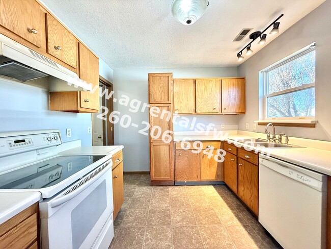 Photo - 3 Bedroom House