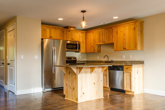 Photo - 419 N 11th St