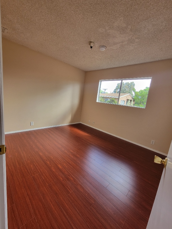 Photo - 13530 Leadwell St Unidad 8