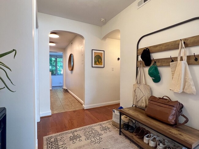 Photo - 6718 3rd St NW