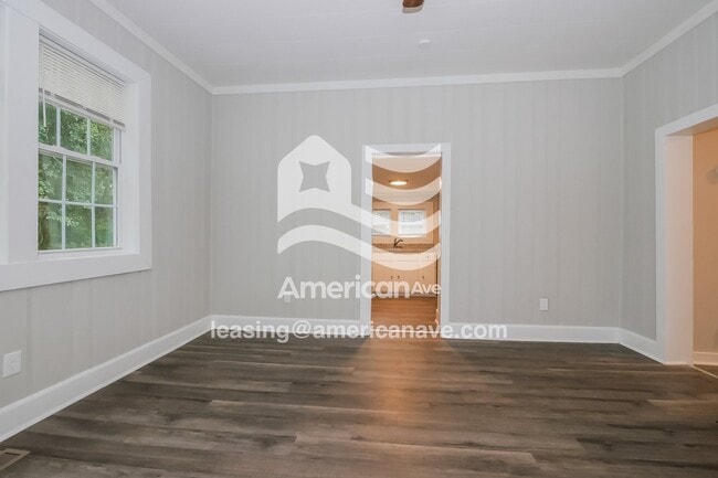 Photo - 1003 2nd Ave