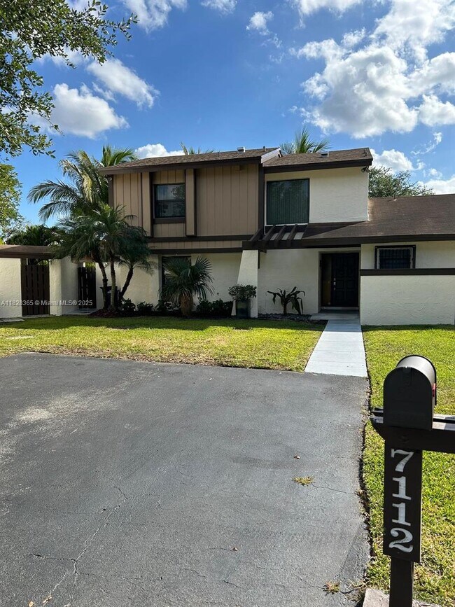 Photo - 7112 SW 127th Pl Townhome