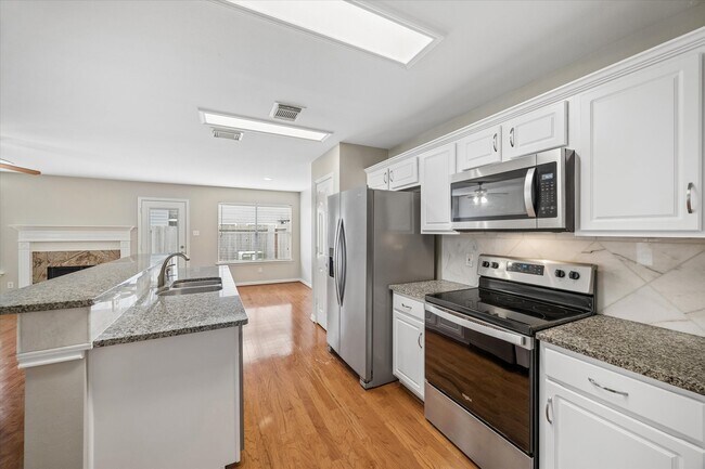 Photo - 39 Butterfly Branch Pl