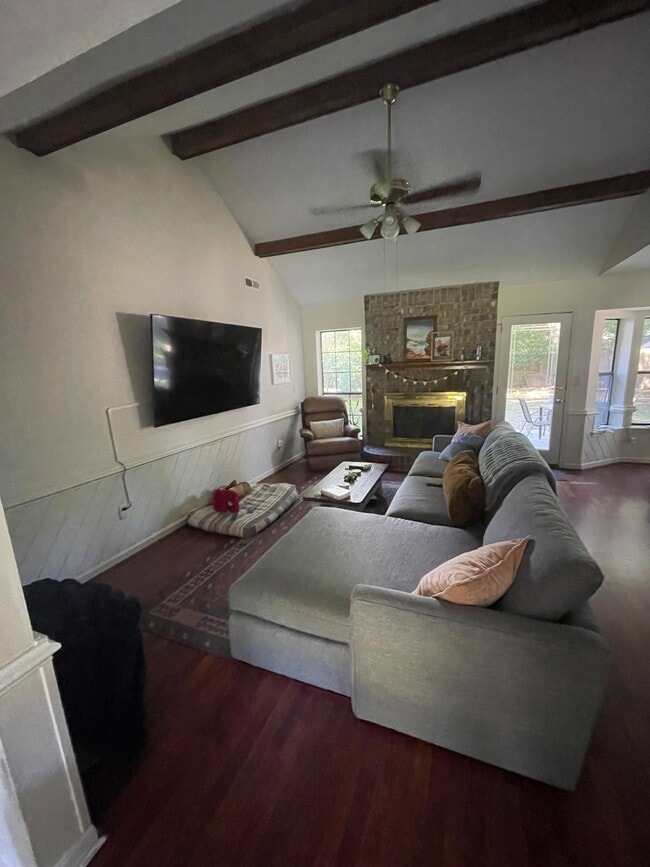 Photo - 31 Hillcreek Blvd