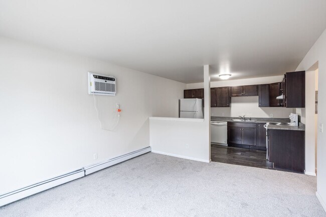 Dakota Ridge Apartments