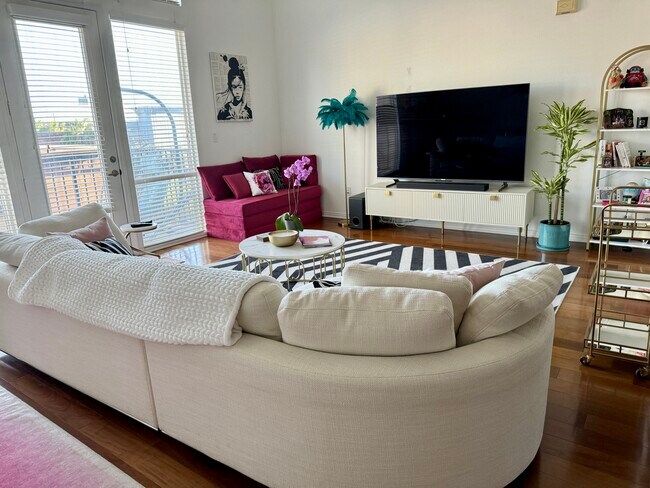 Photo - 360 W Avenue 26 Unit 418