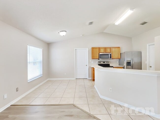 Photo - 21 Zorach Pl