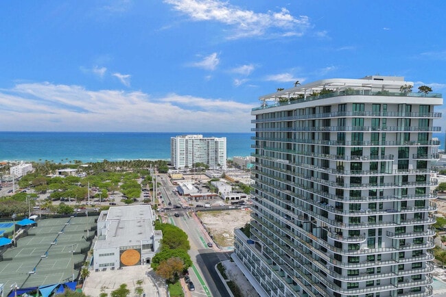 580 72nd St Unit SI FL22-ID1263800P