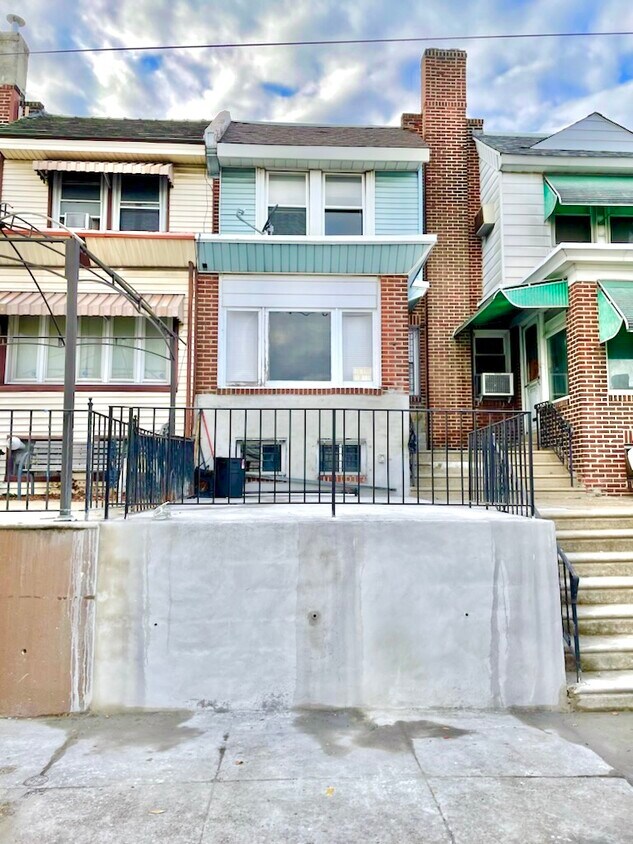 Front of House - 4032 Castor Ave (Philadelphia, PA)