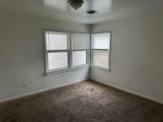 Photo - 4436 W Judy Ave Unidad A