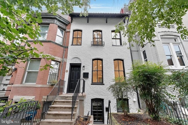 Building Photo - 1908 16th St NW Rental