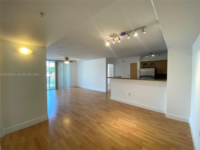 Building Photo - 4560 NW 107th Ave Unit 205-12