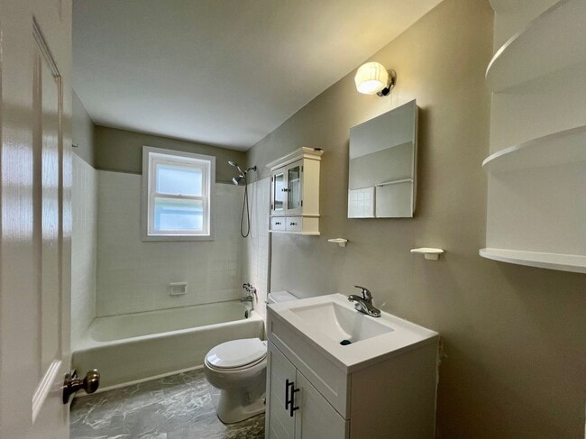 Photo - Pet-Friendly Fry's Spring Apartment