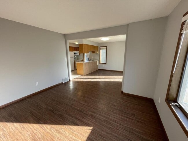 Photo - 2214 18th Ave SE