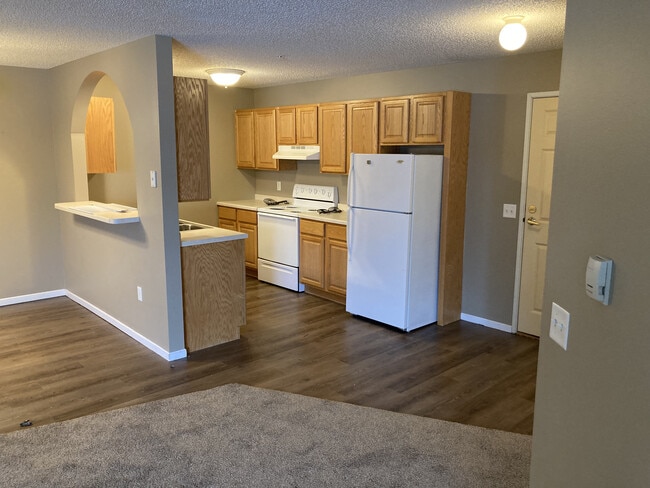 2 bed 2 bath Kitchen