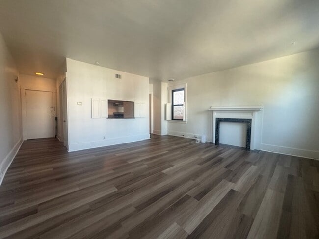 Photo - 941-943 St. James Street Unit 943 St. James St. #2