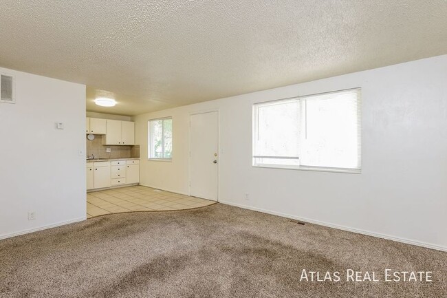 Building Photo - 3653 S 200 E Unit 10