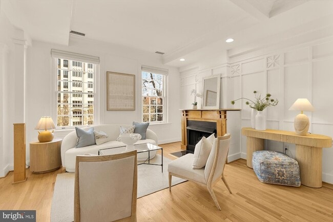 Photo - 1704 16th St NW Unit 5