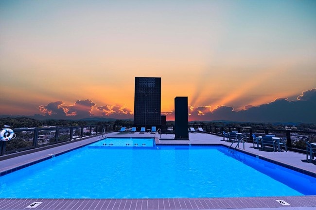 Sunset @ 414 Flats