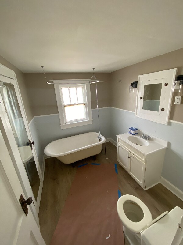 Photo - 185 Rowland Ave