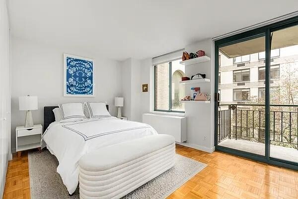 311 Greenwich St Unit 6I