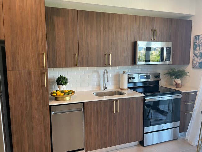 Building Photo - 404 NW 10th Ave Unit 1112 Rental