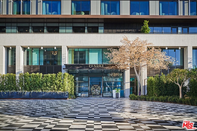 Building Photo - 8420 W Sunset Blvd Unit 405