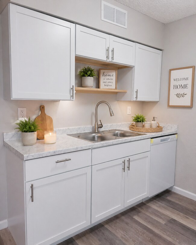 Knollwood Apartments