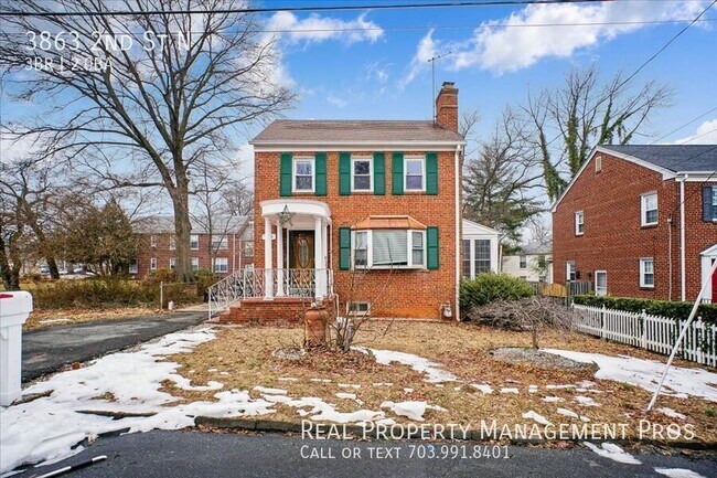 Building Photo - 3863 2nd St N