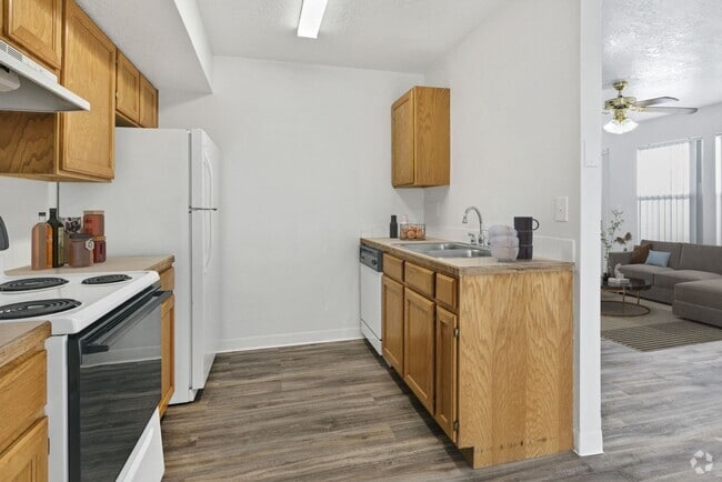 Building Photo - Sugar Street Townhomes Unit 5-103