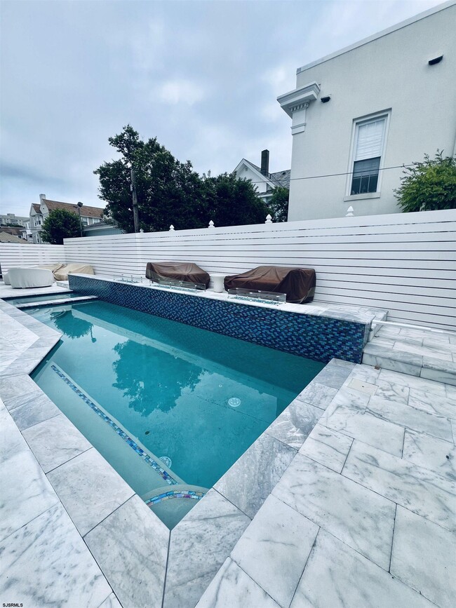 Photo - 16 S Somerset Ave