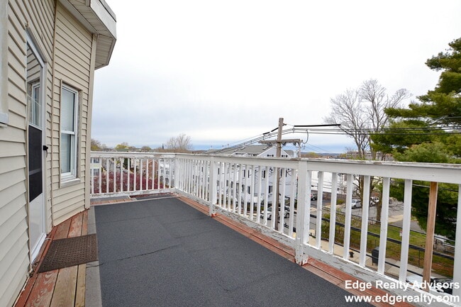 Photo - 40 Union St Unit 3