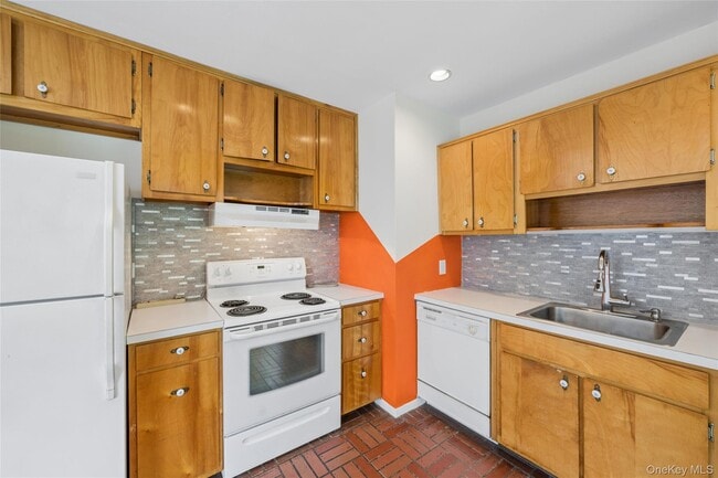 59 Homewood Dr