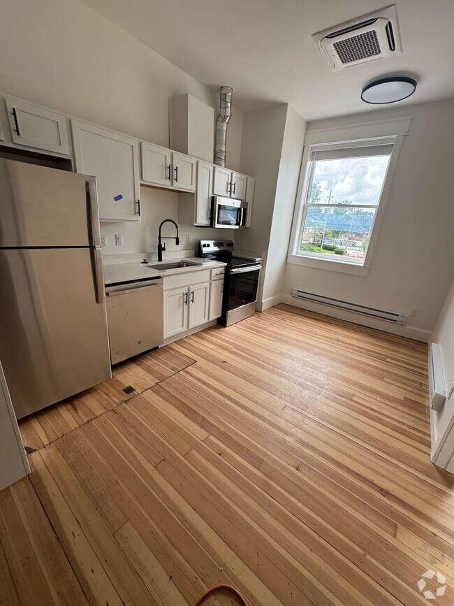 Building Photo - 3614 6th Ave Rental