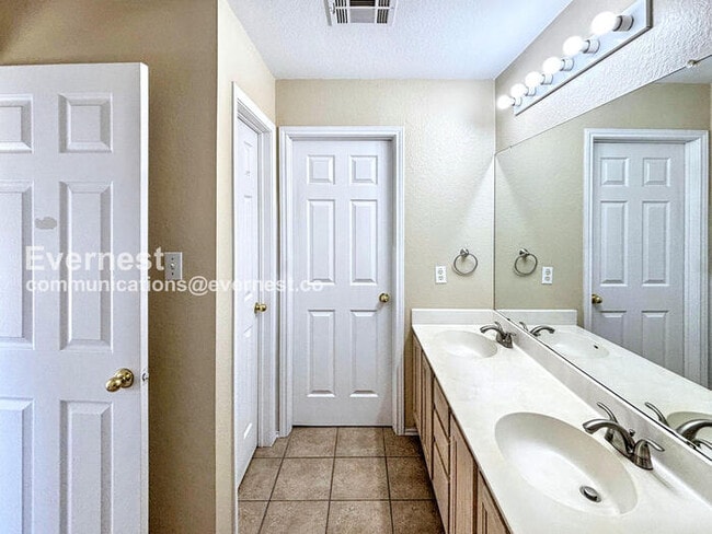 Photo - 3605 Texas Topaz Dr