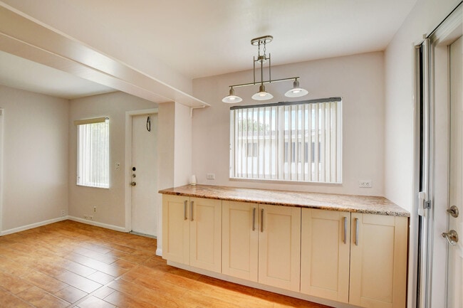 Photo - 6347 Country Wood Way