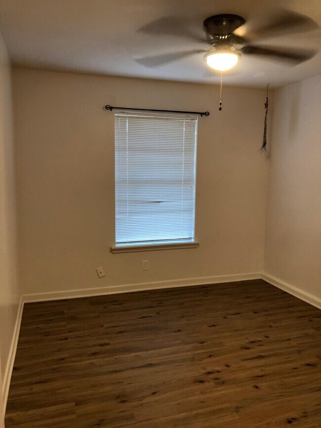 234 Emerald Ln