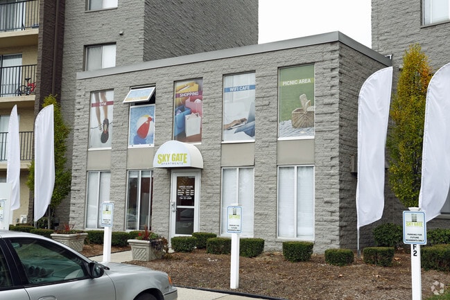 Leasing Office