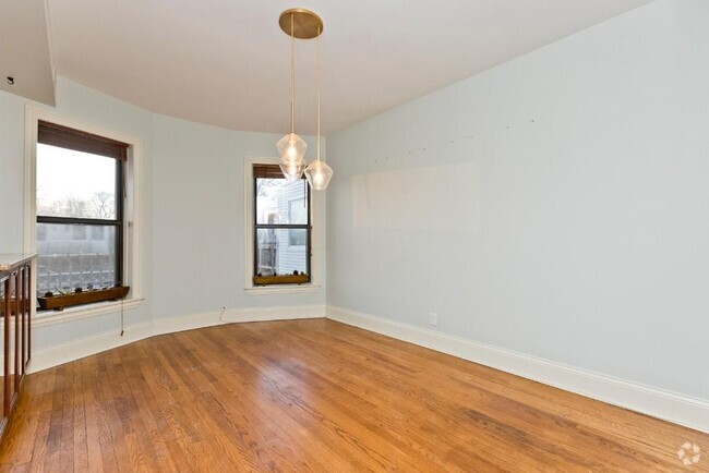 Building Photo - 2 bedroom in Chicago IL 60613 Unit 3N Rental