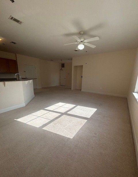 Photo - Luxurious 2 Bed/2 Bath Condo with Spectacu... Unidad 201 - 1